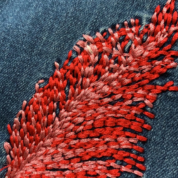 Jeans with embroidery size 00 never worn - Picture 7 of 8